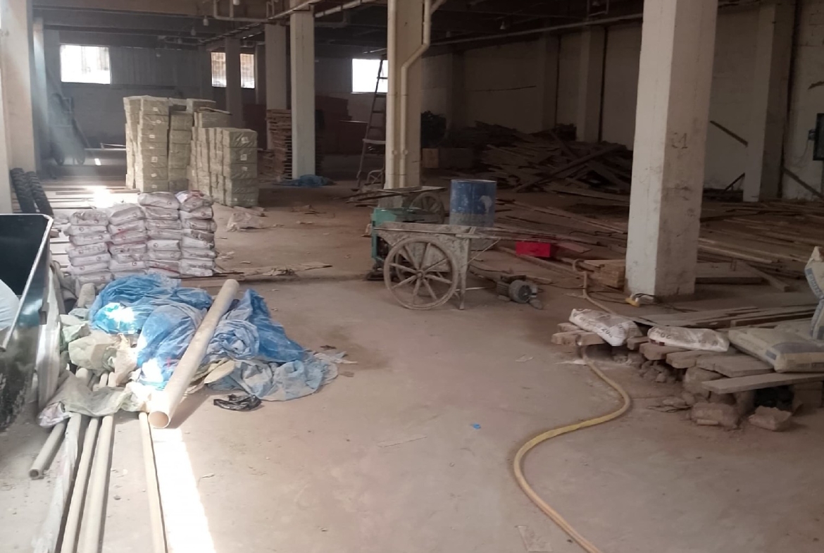 Entrepôt à Louer – Limete, Kinshasa