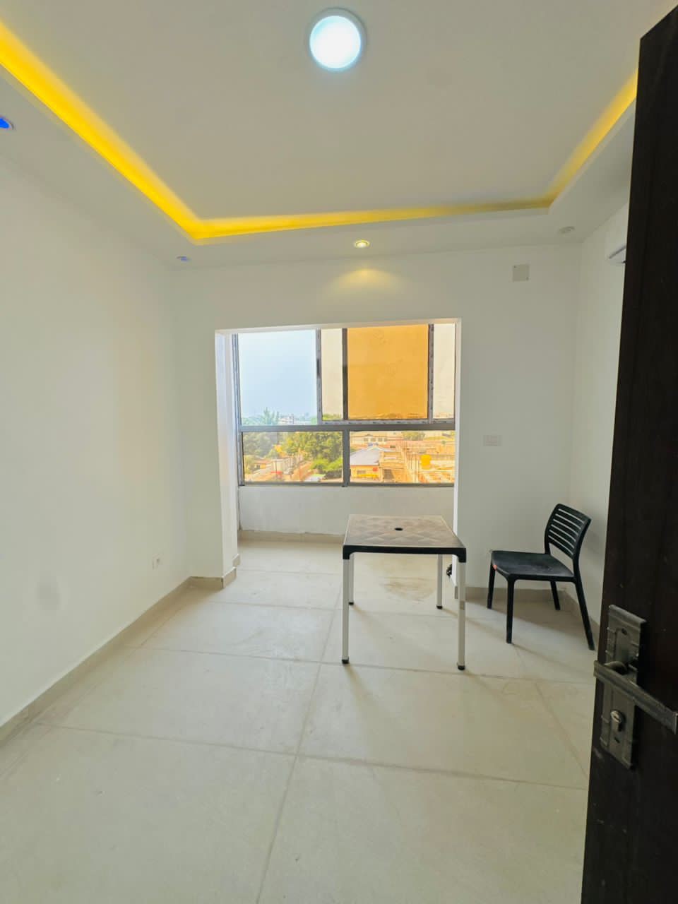 scaled_1001946166 Appartement à Louer – Limete, Kinshasa