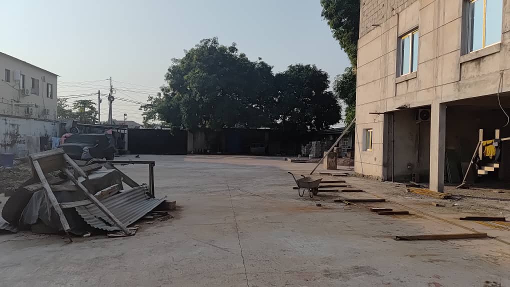 Commercial à Louer – Limete, Kinshasa