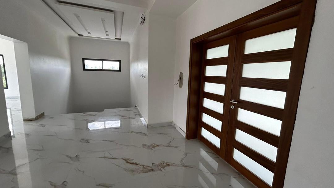 Villa à Vendre – Kabulameshi, Lubumbashi