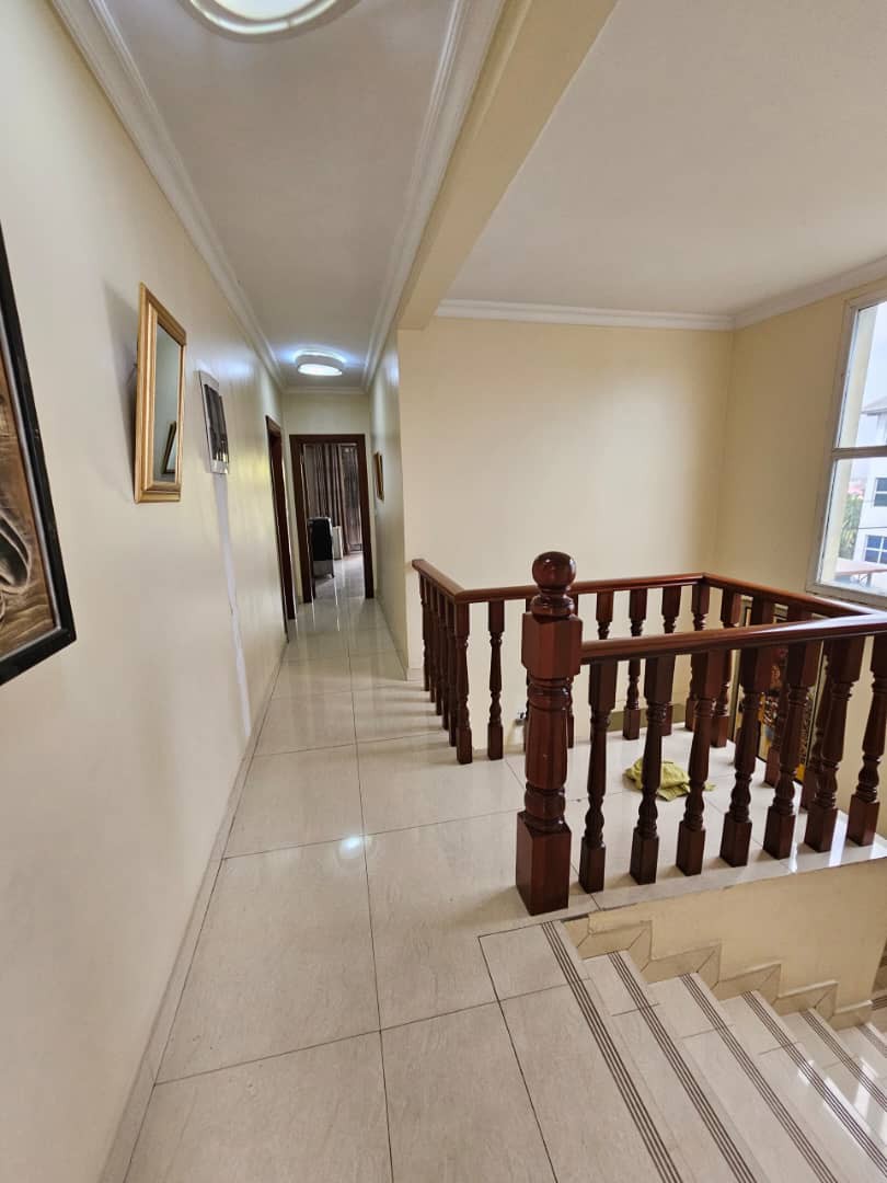 Duplex Jumelé à Louer – Mont Fleury, Kinshasa