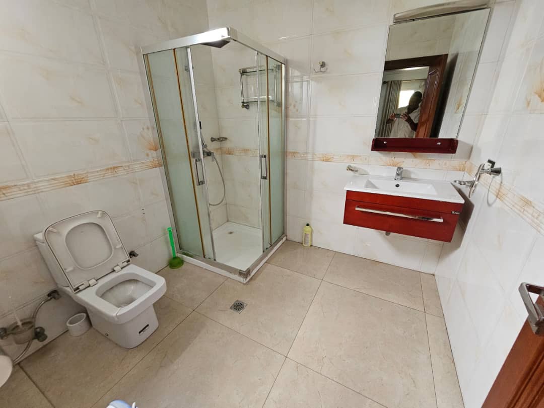 Duplex Jumelé à Louer – Mont Fleury, Kinshasa