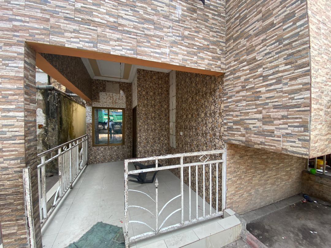 Résidence Duplex à Vendre – Ngaliema, Kinshasa