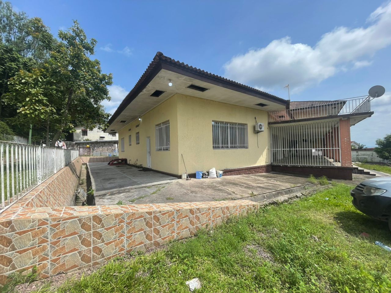 Parcelle-Terrain à Vendre – Ngaliema, Kinshasa