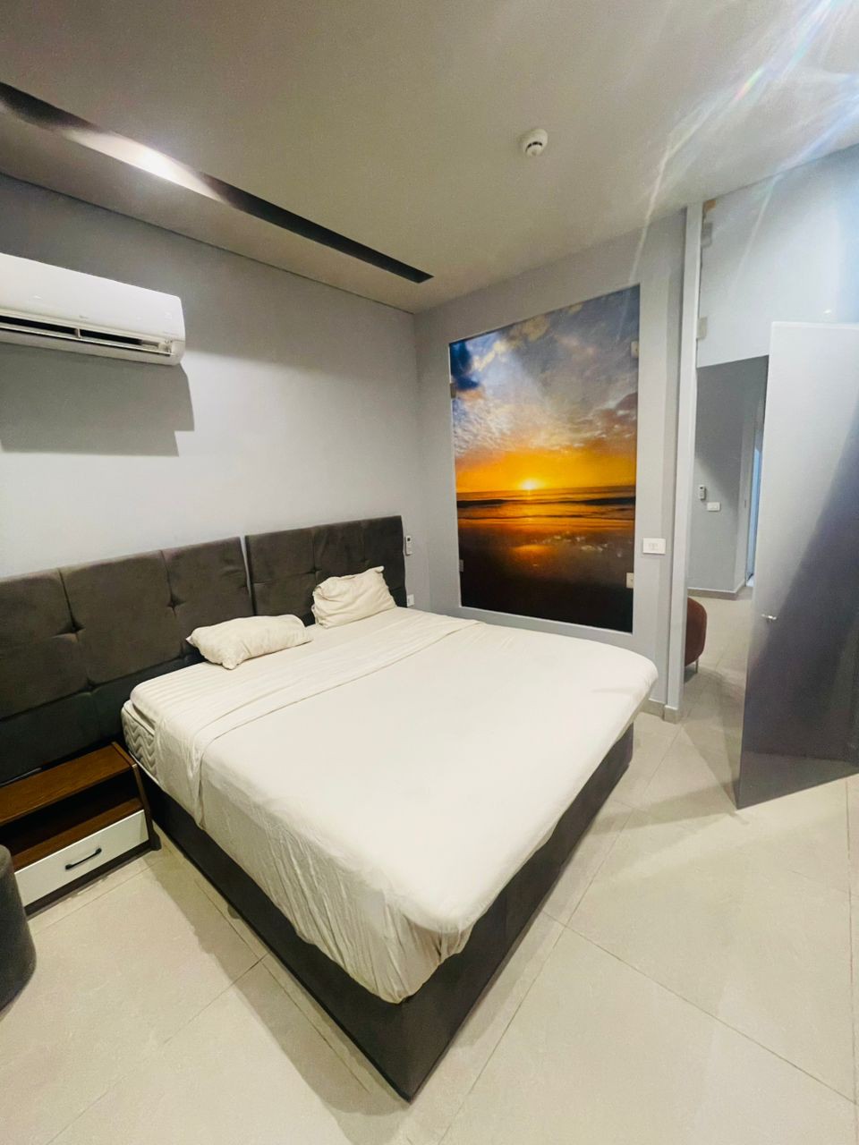 scaled_1001947562 Appartement Meublé à Louer – Gombe, Kinshasa