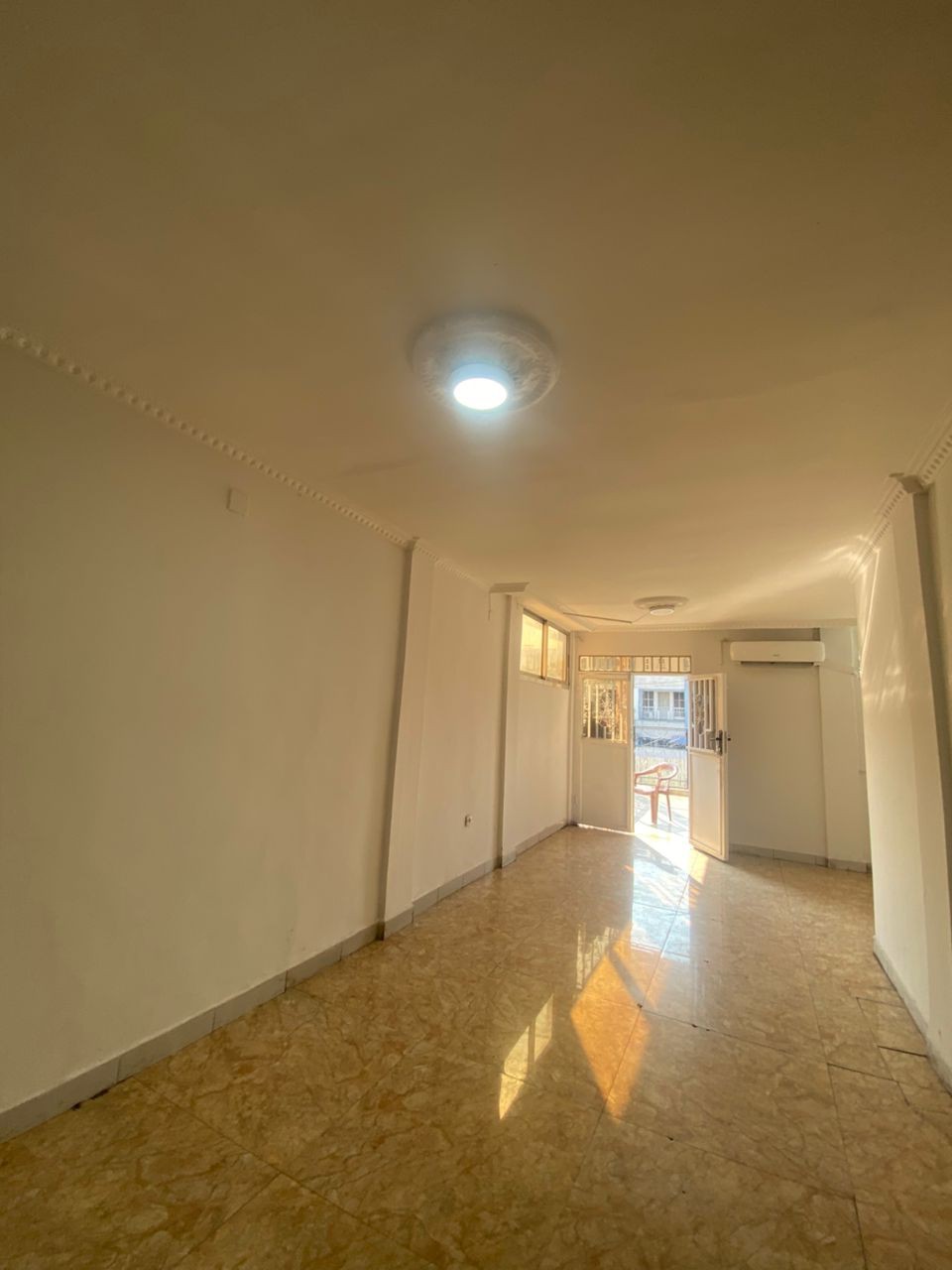 scaled_1001947675 Appartement à Louer – Gombe, Kinshasa