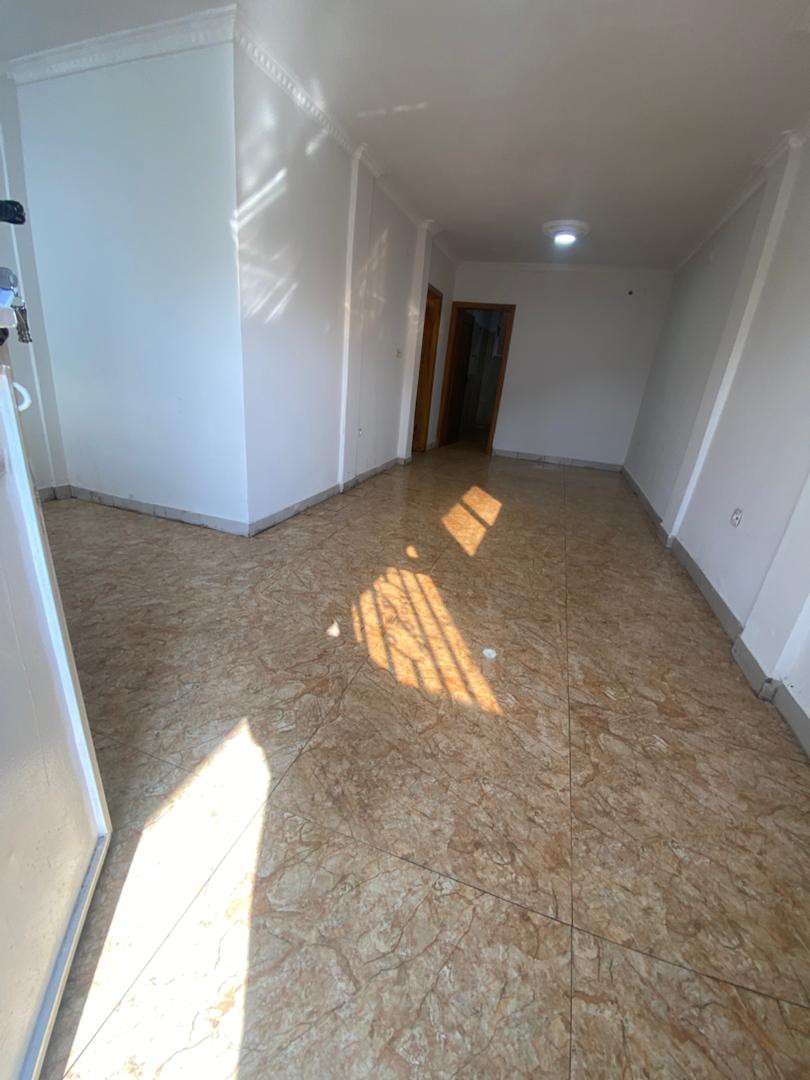 scaled_1001947677 Appartement à Louer – Gombe, Kinshasa