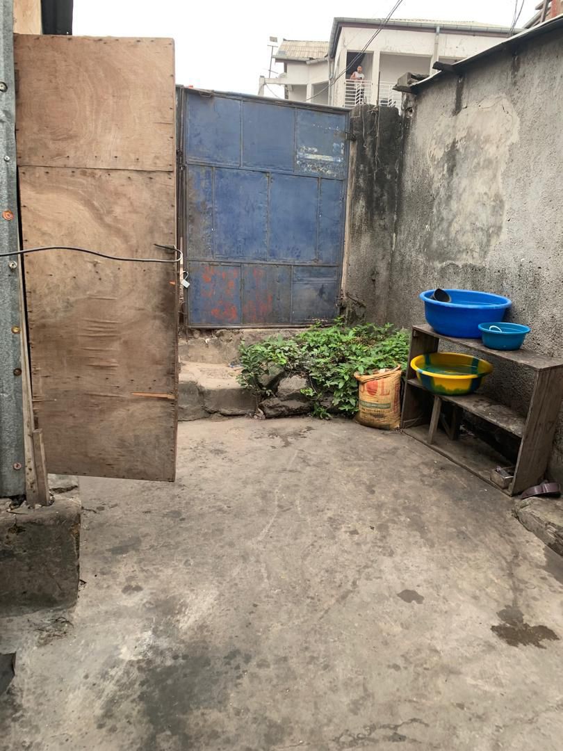 Parcelle-Terrain à Vendre – Limete, Kinshasa