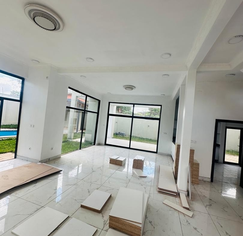 Villa à Vendre – Golf Le Battant, Lubumbashi
