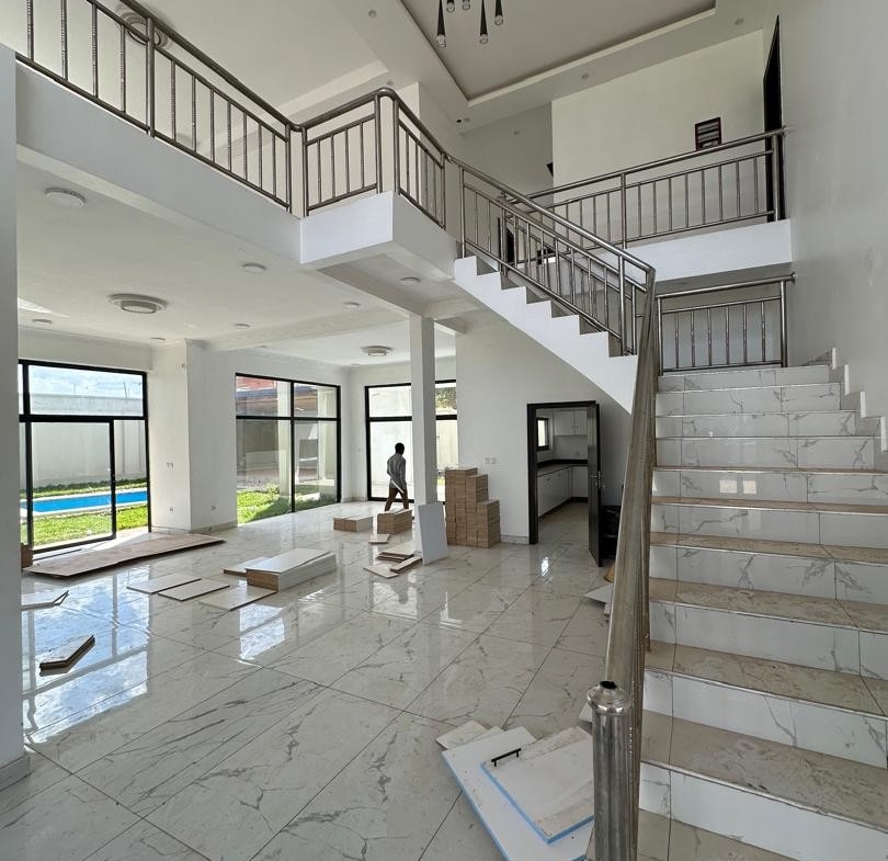 Villa à Vendre – Golf Le Battant, Lubumbashi