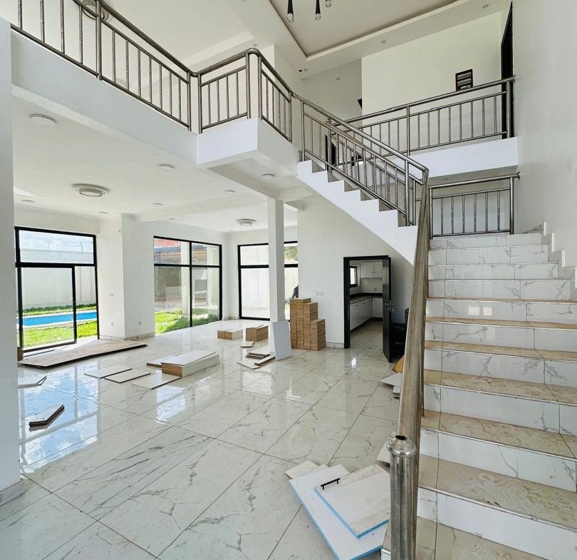Villa à Vendre – Golf Le Battant, Lubumbashi