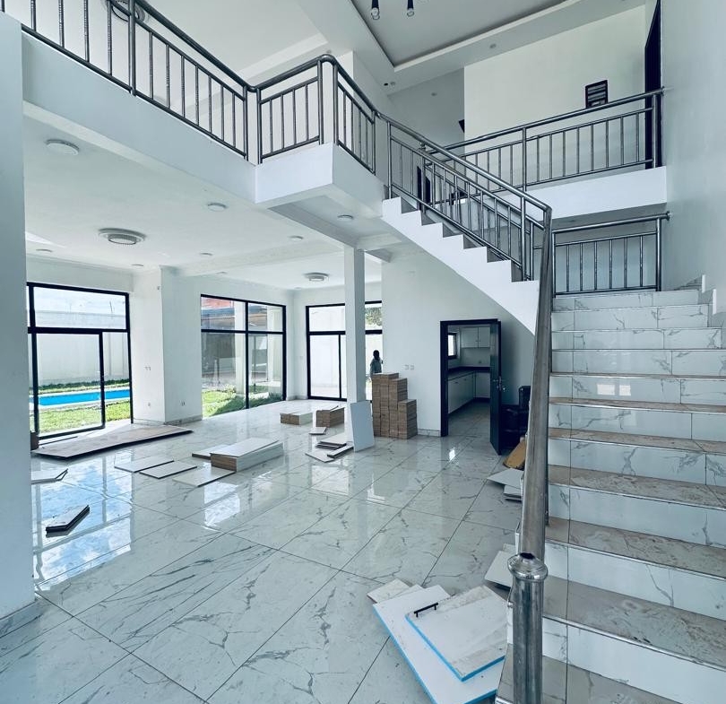 Villa à Vendre – Golf Le Battant, Lubumbashi