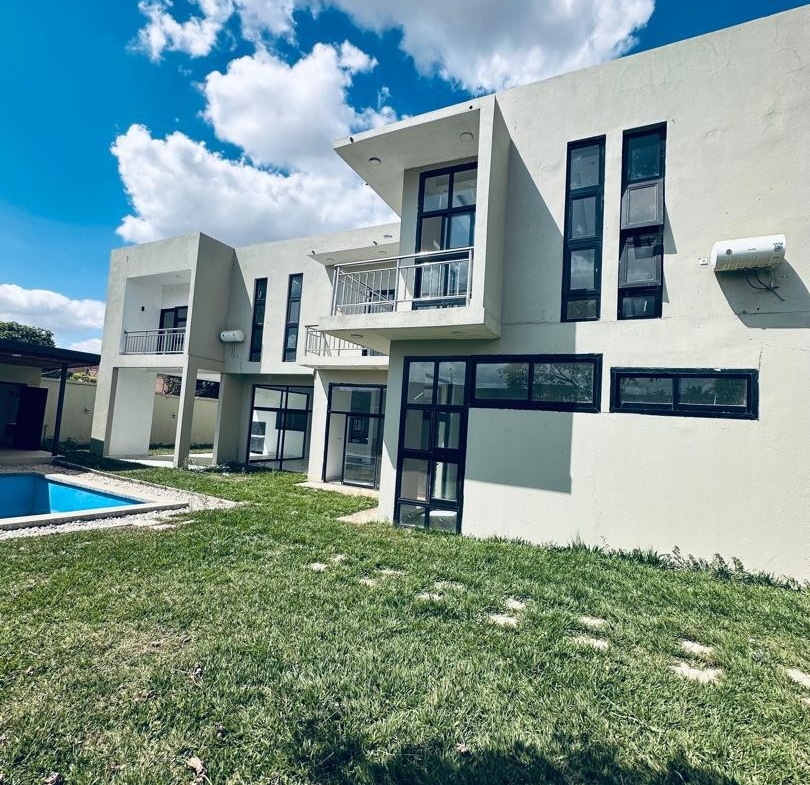 Villa à Vendre – Golf Le Battant, Lubumbashi