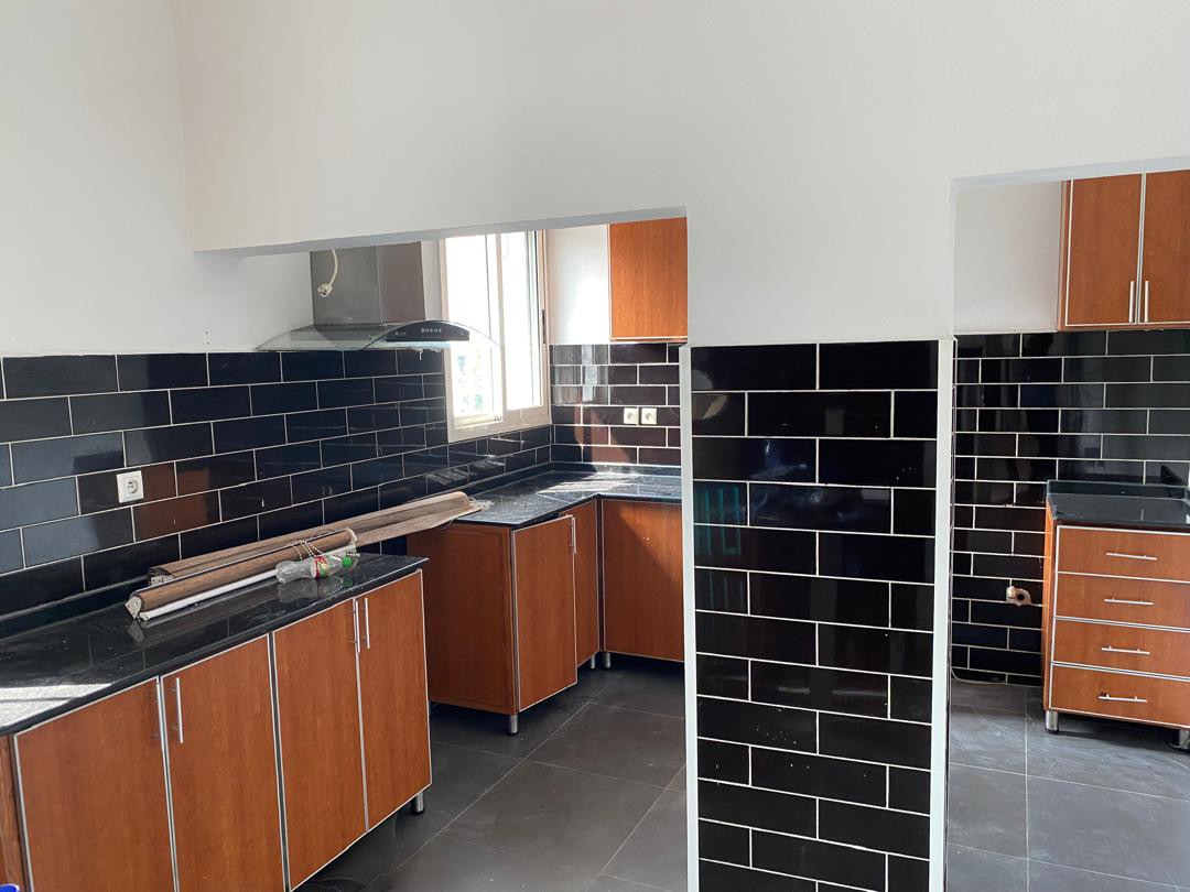 Villa à Louer – Ngaliema, Kinshasa