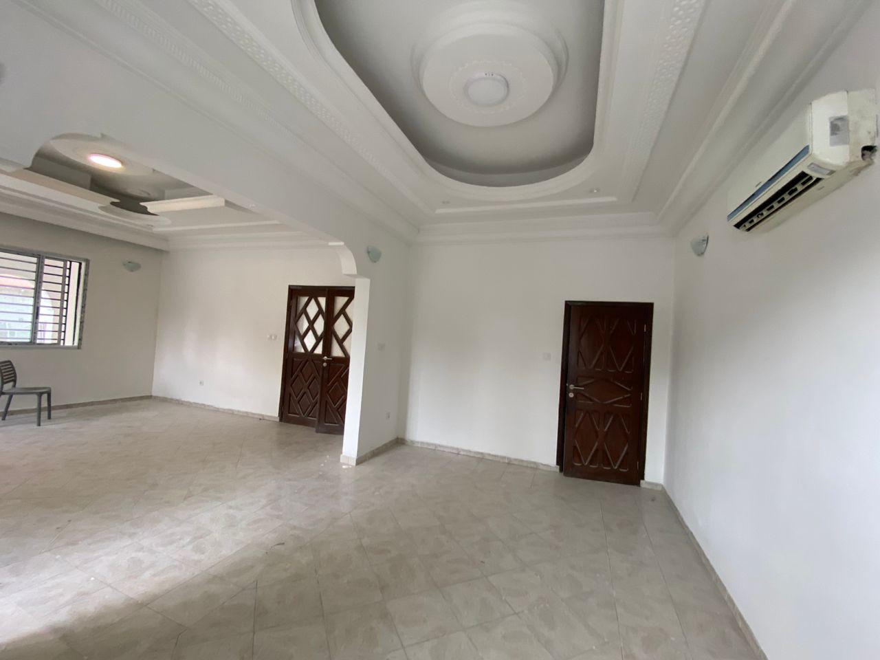 Villa à Louer – Ngaliema, Kinshasa