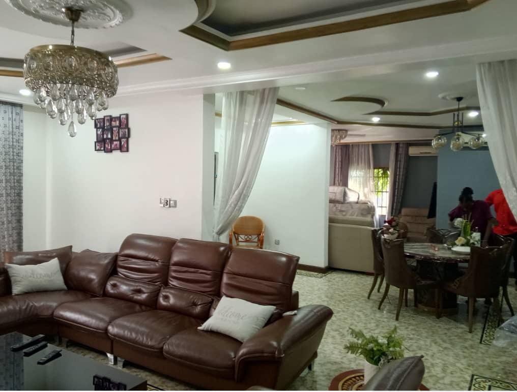 Villa à Louer – Barumbu, Kinshasa