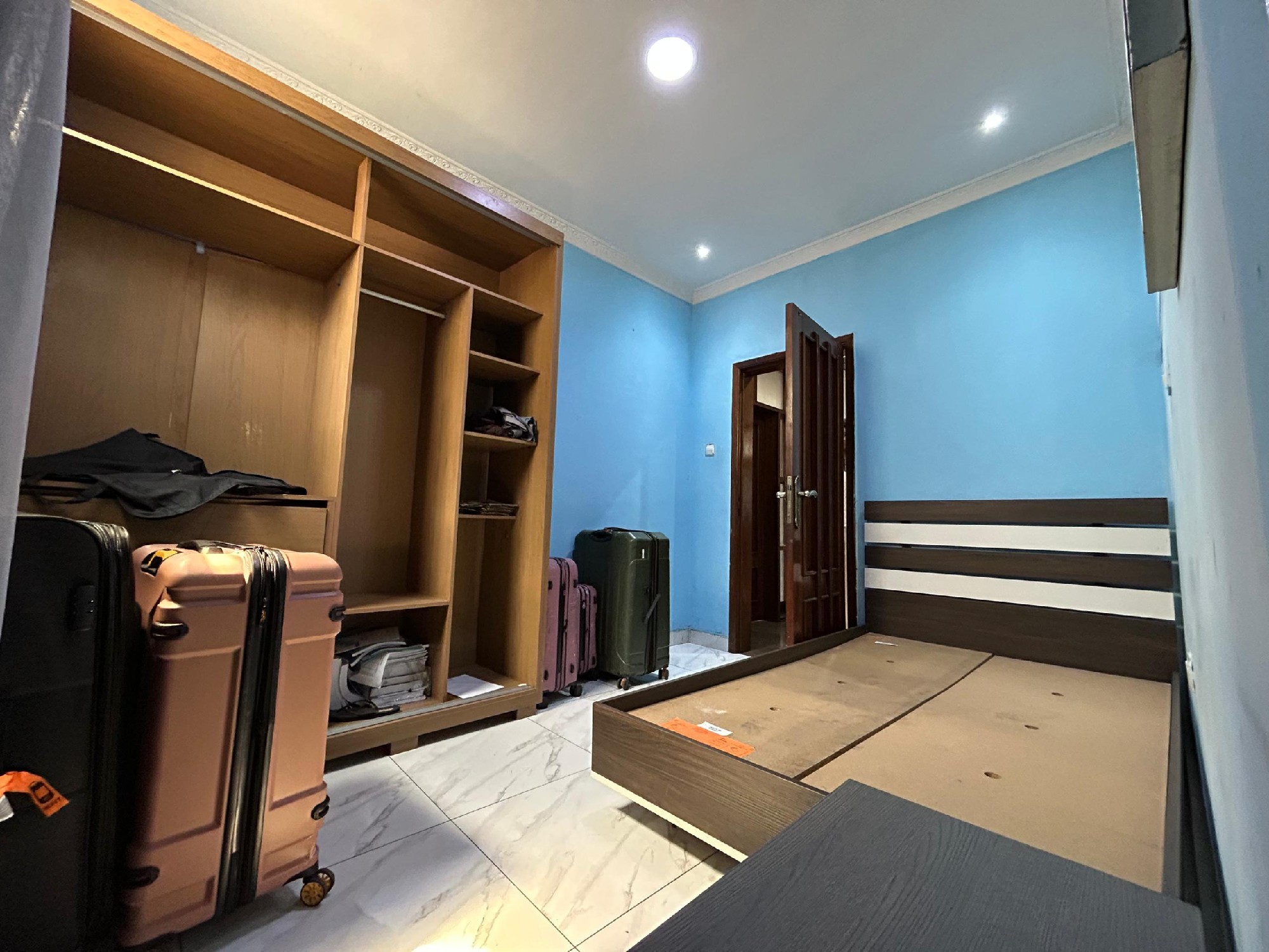 Villa à Louer – Barumbu, Kinshasa