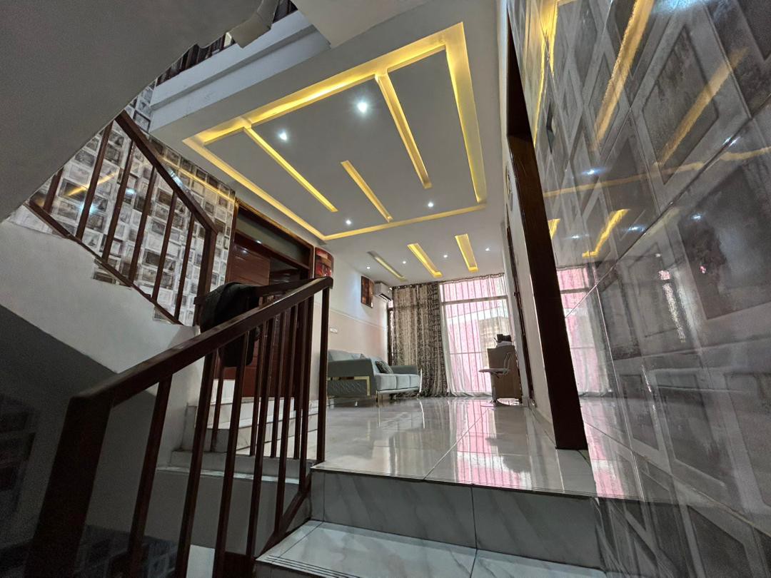 Villa à Louer – Barumbu, Kinshasa