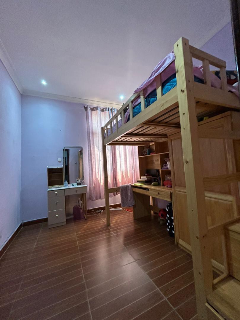 Villa à Louer – Barumbu, Kinshasa