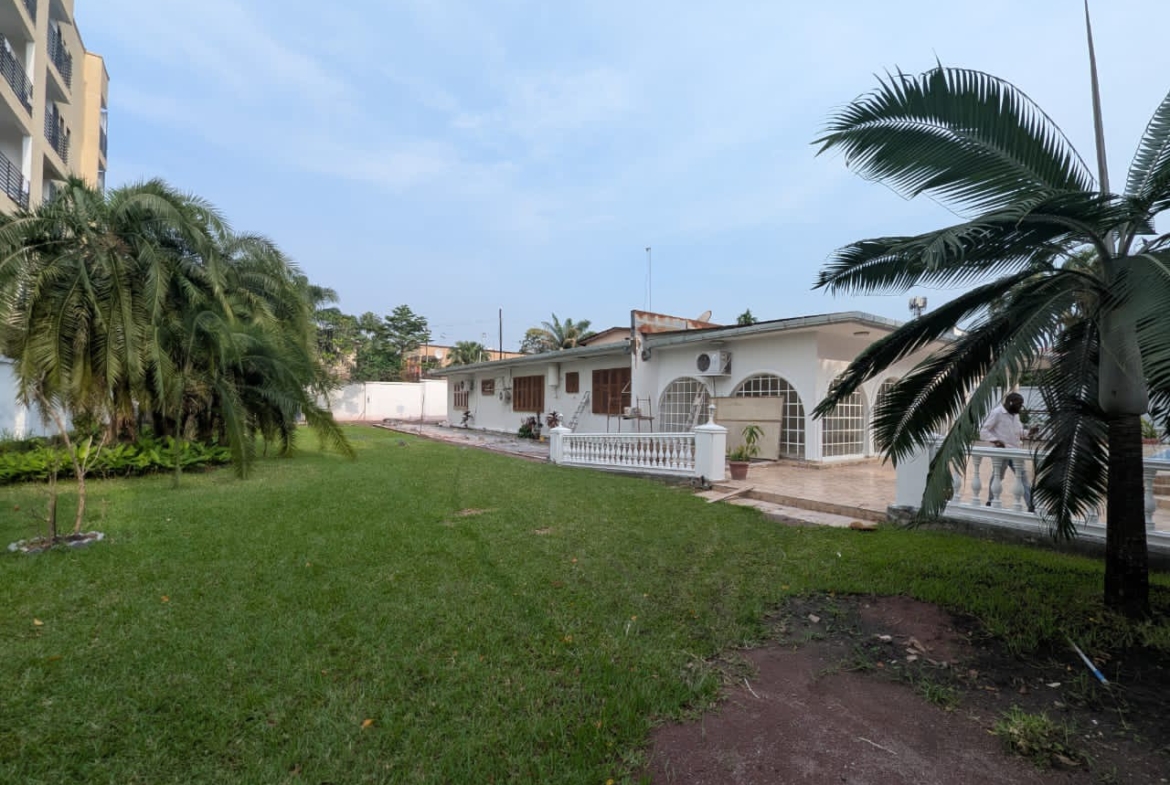 Villa à Louer – Gombe, Kinshasa