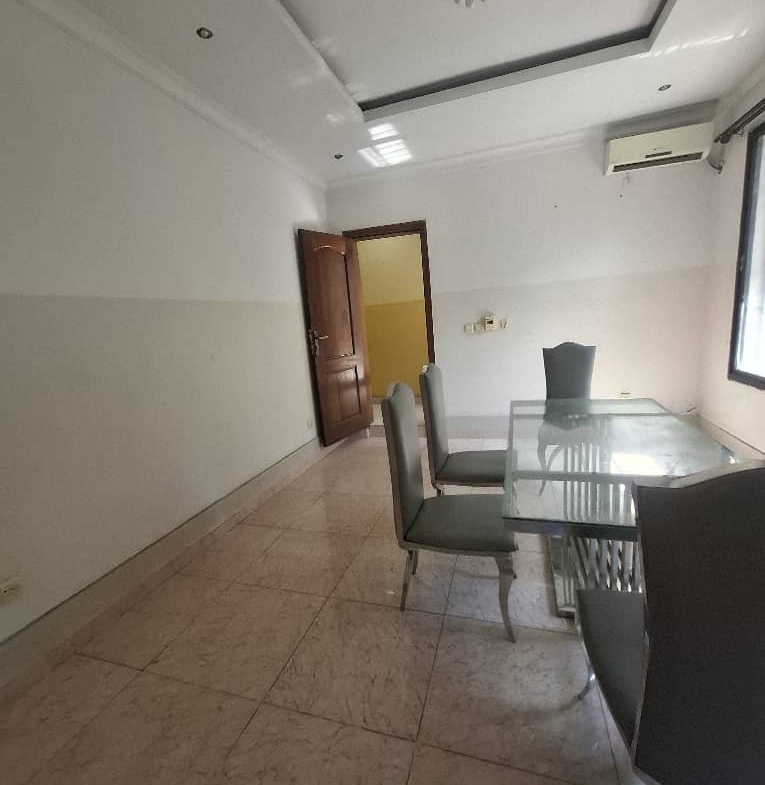 Maison à Louer – Ngaliema, Kinshasa
