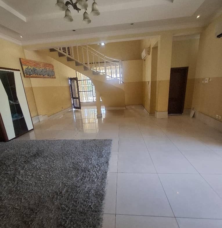 Maison à Louer – Ngaliema, Kinshasa