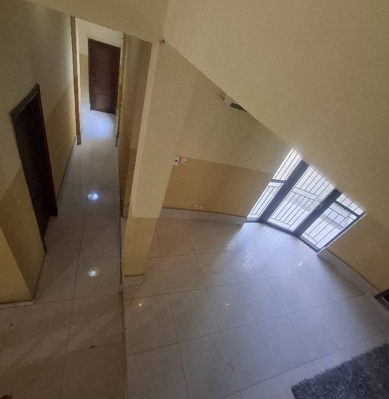 Maison à Louer – Ngaliema, Kinshasa