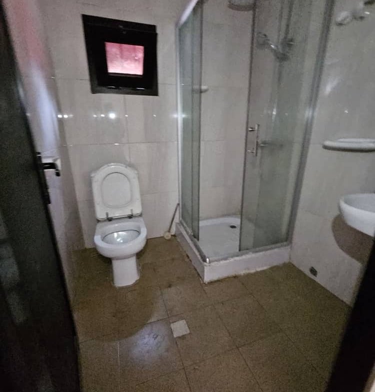 Villa à Louer – Gombe, Kinshasa