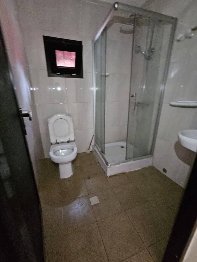 Villa à Louer – Gombe, Kinshasa