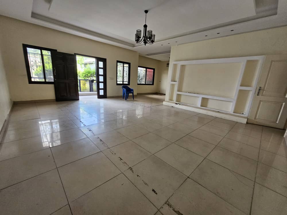 Villa à Louer – Gombe, Kinshasa