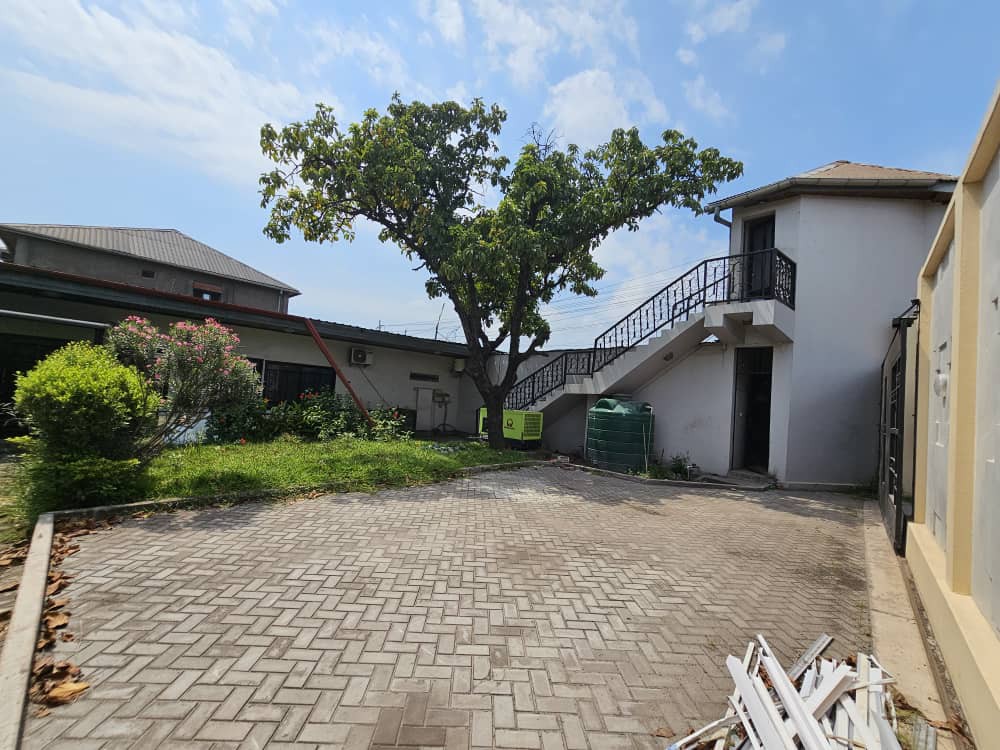 Villa à Louer – Gombe, Kinshasa