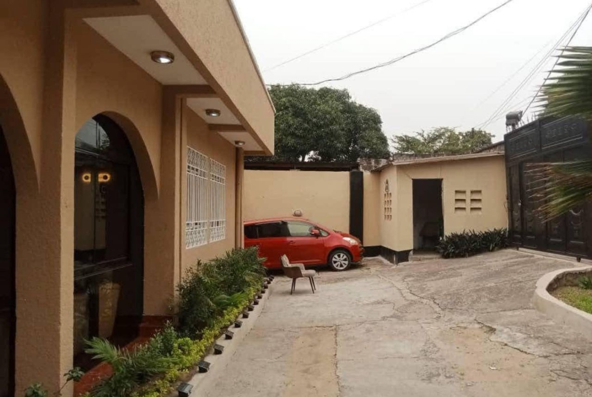 Villa à Louer – Macampagne, Kinshasa
