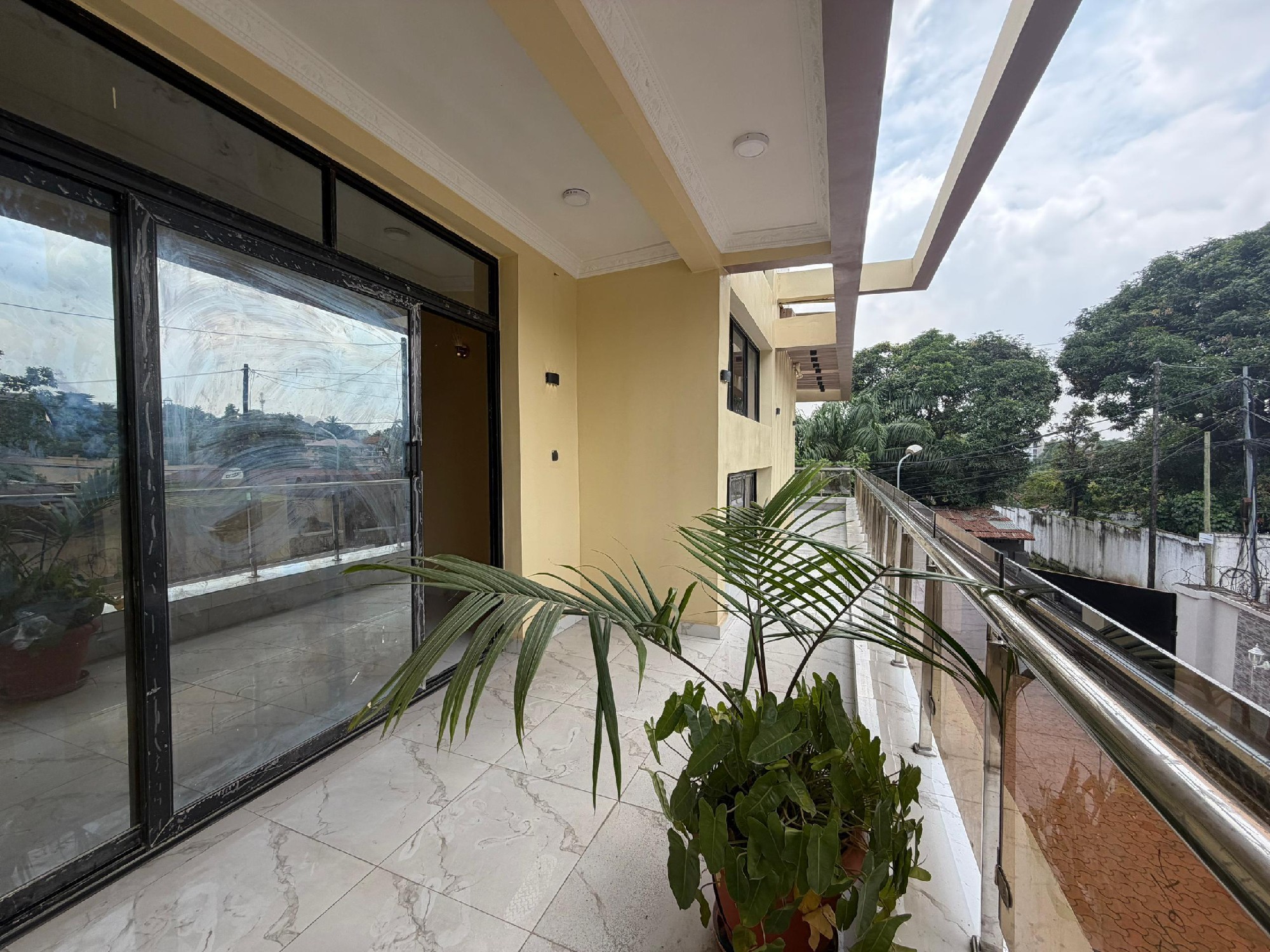 scaled_1002398831 Villa à Vendre – Macampagne, Kinshasa