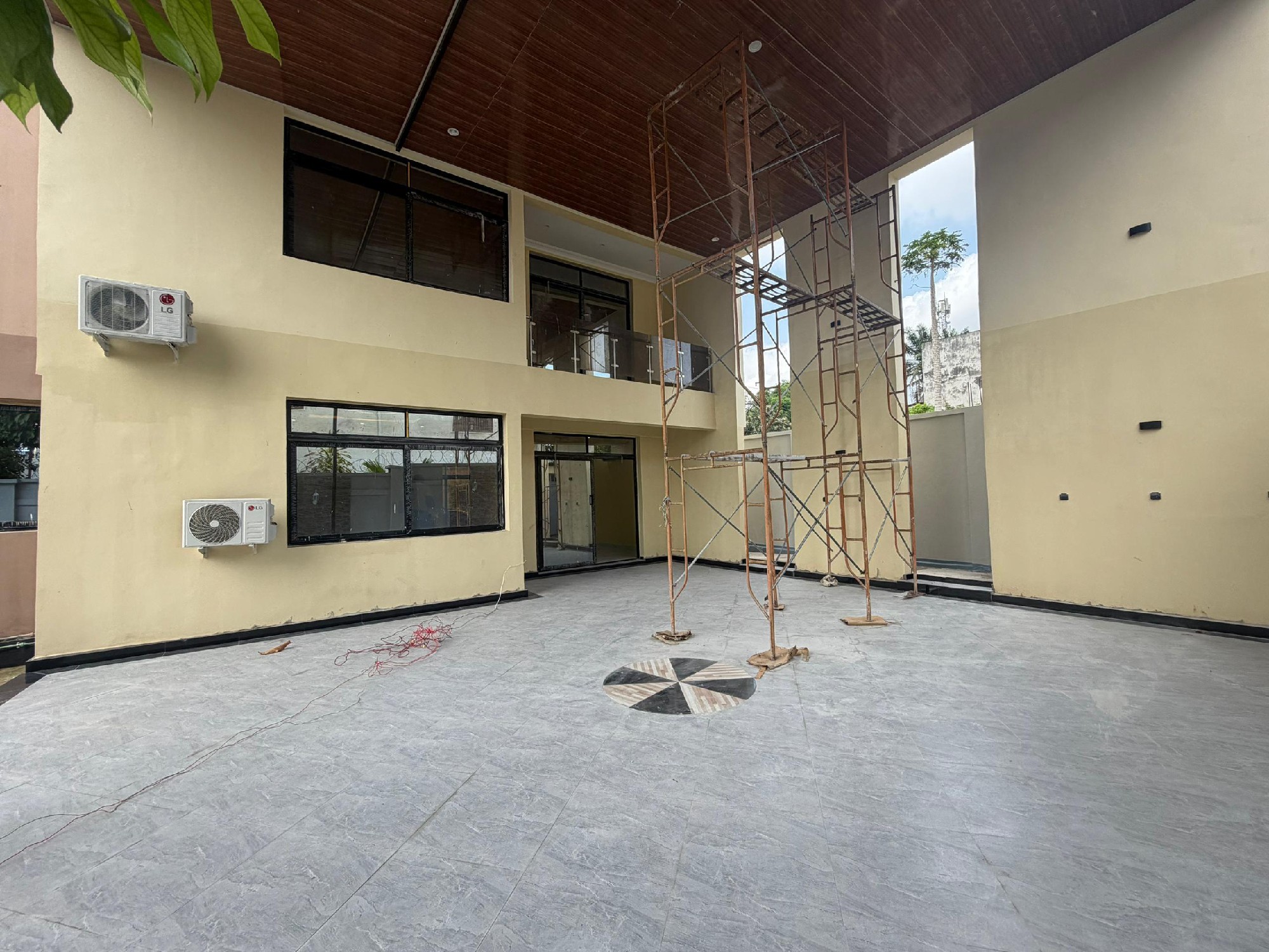 scaled_1002398833 Villa à Vendre – Macampagne, Kinshasa