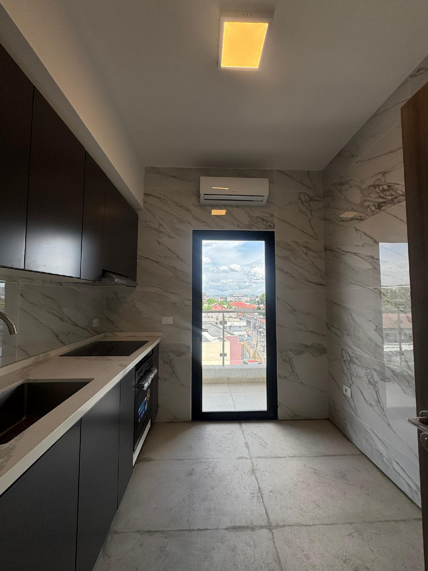 scaled_1002399031 Appartement à Louer – Ngaliema GB, Kinshasa