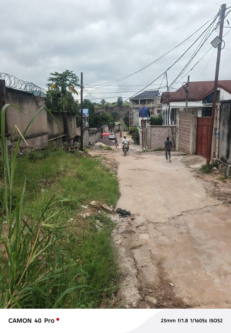 Parcelle-Terrain à Vendre – Mont-Ngafula, Kinshasa