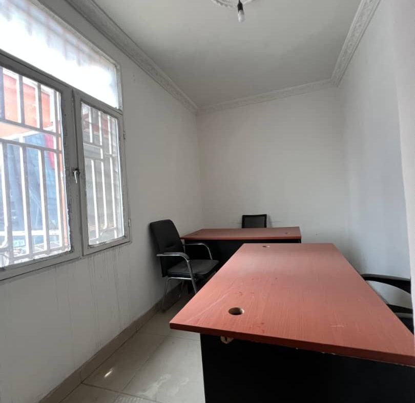 Bureau à Louer – Lingwala, Kinshasa