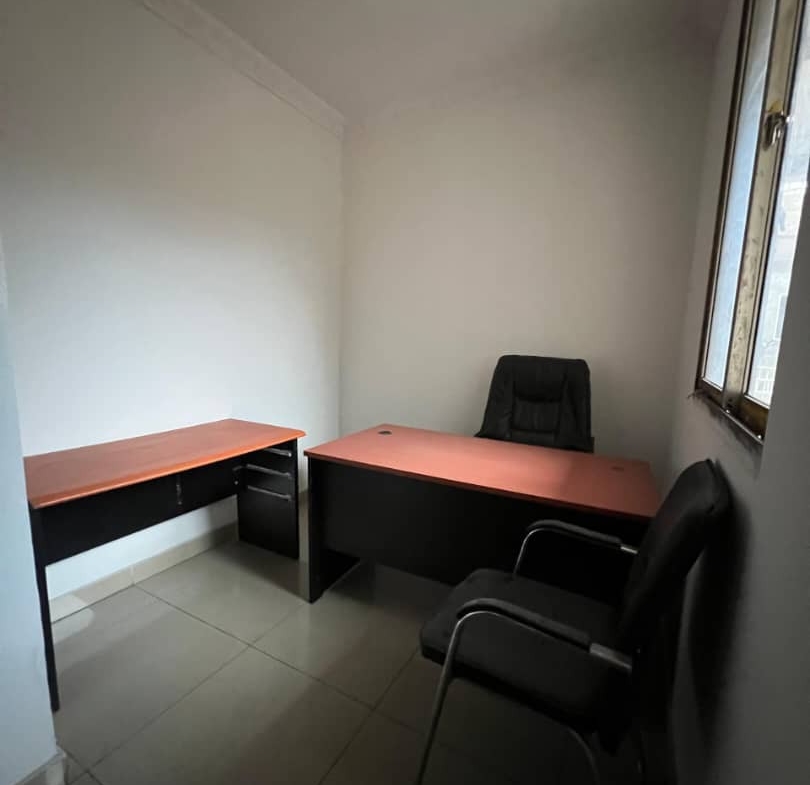 Bureau à Louer – Lingwala, Kinshasa