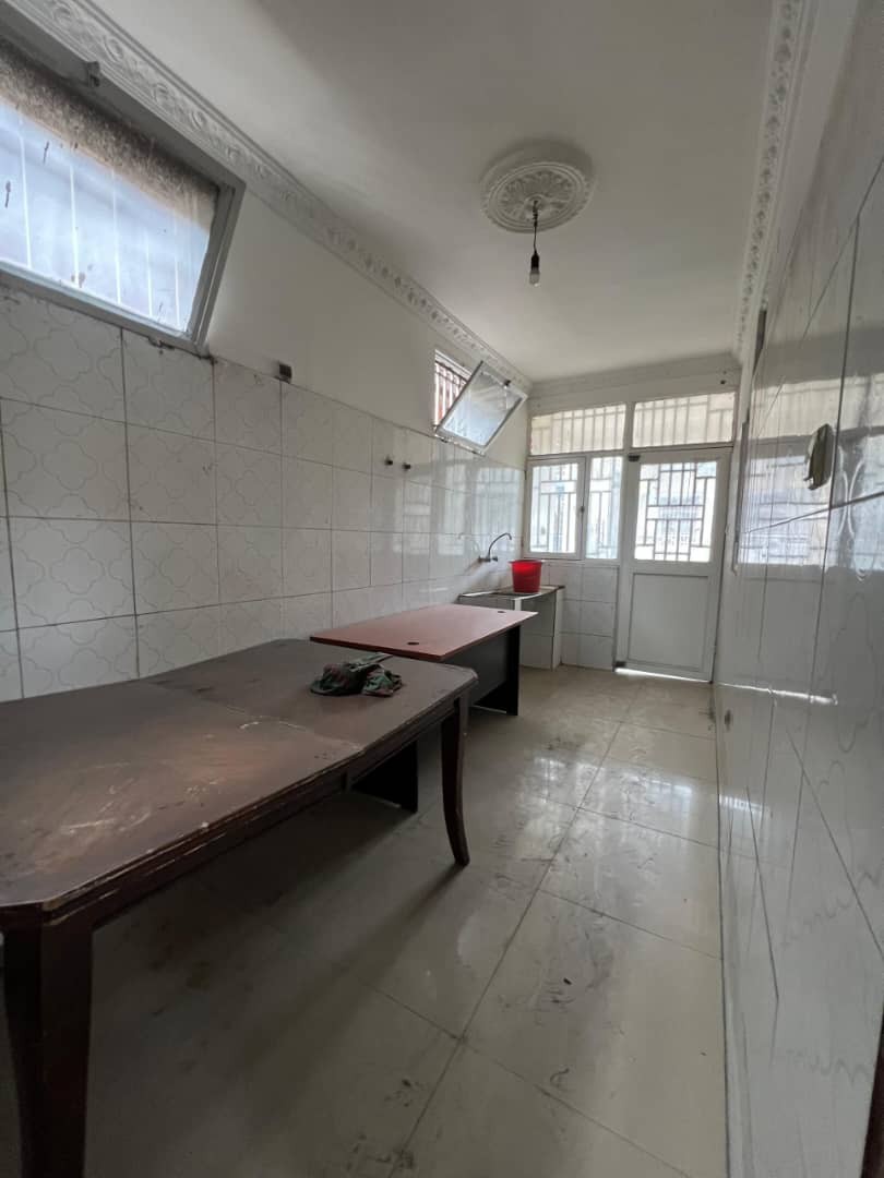 Bureau à Louer – Lingwala, Kinshasa