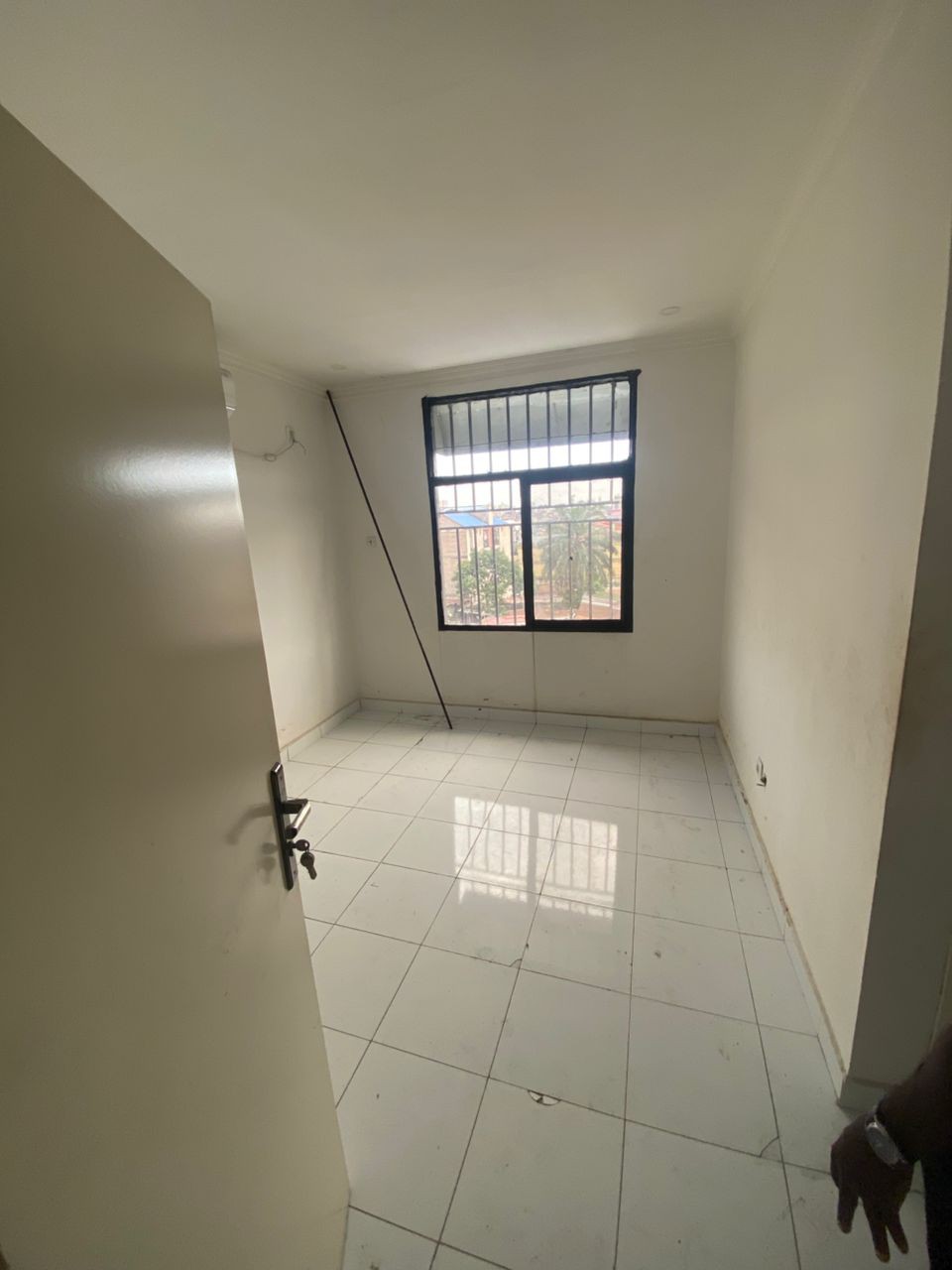 scaled_1005179858 Appartement à Louer – Lingwala, Kinshasa
