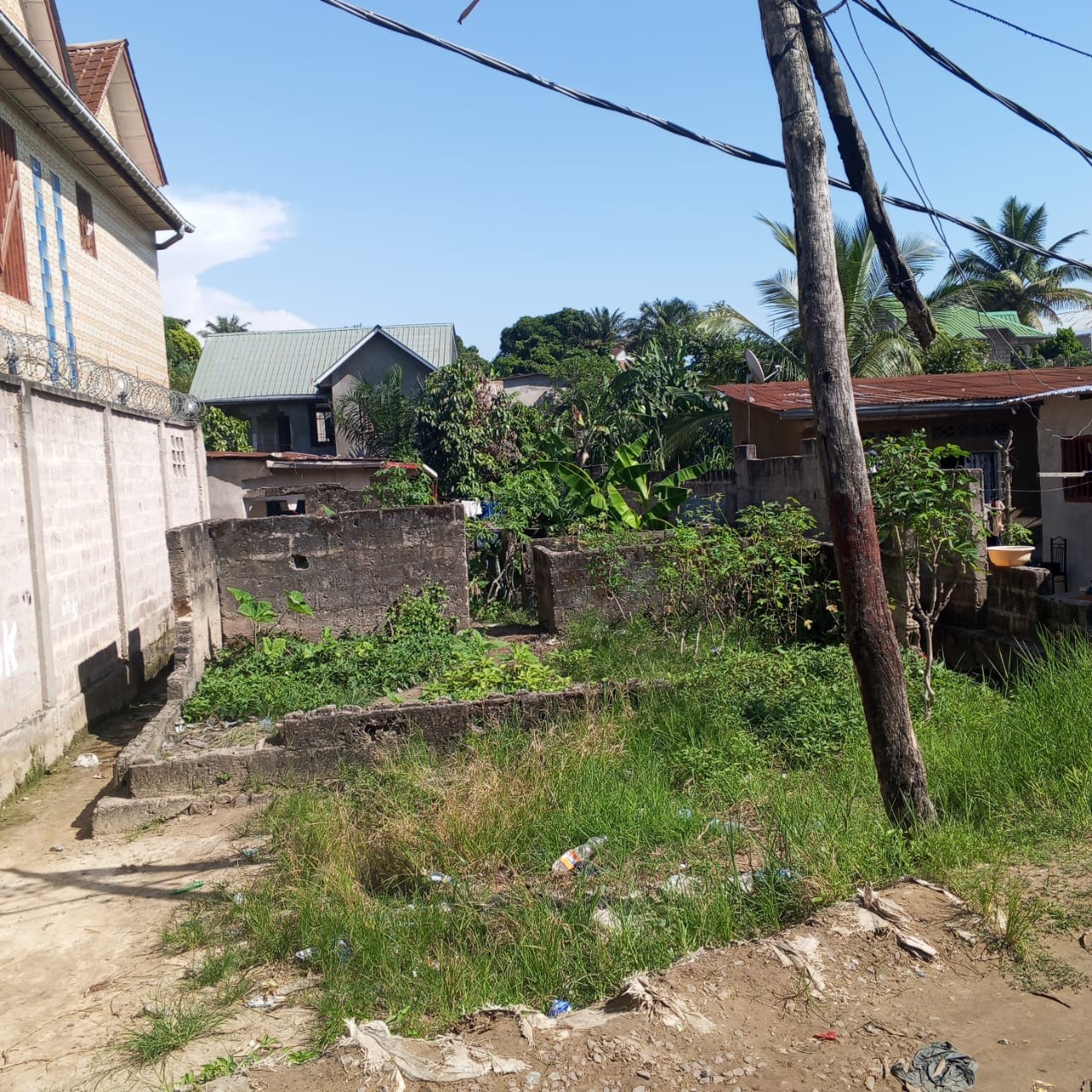 Parcelle-Terrain à Vendre – Mont-Ngafula, Kinshasa
