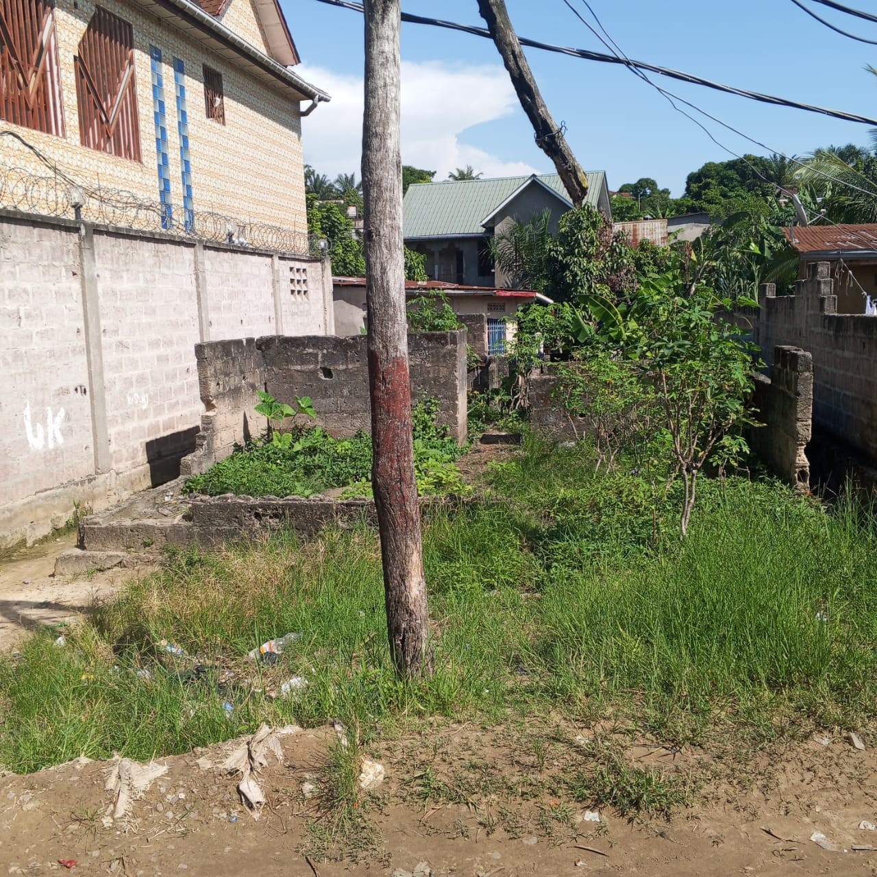 Parcelle-Terrain à Vendre – Mont-Ngafula, Kinshasa