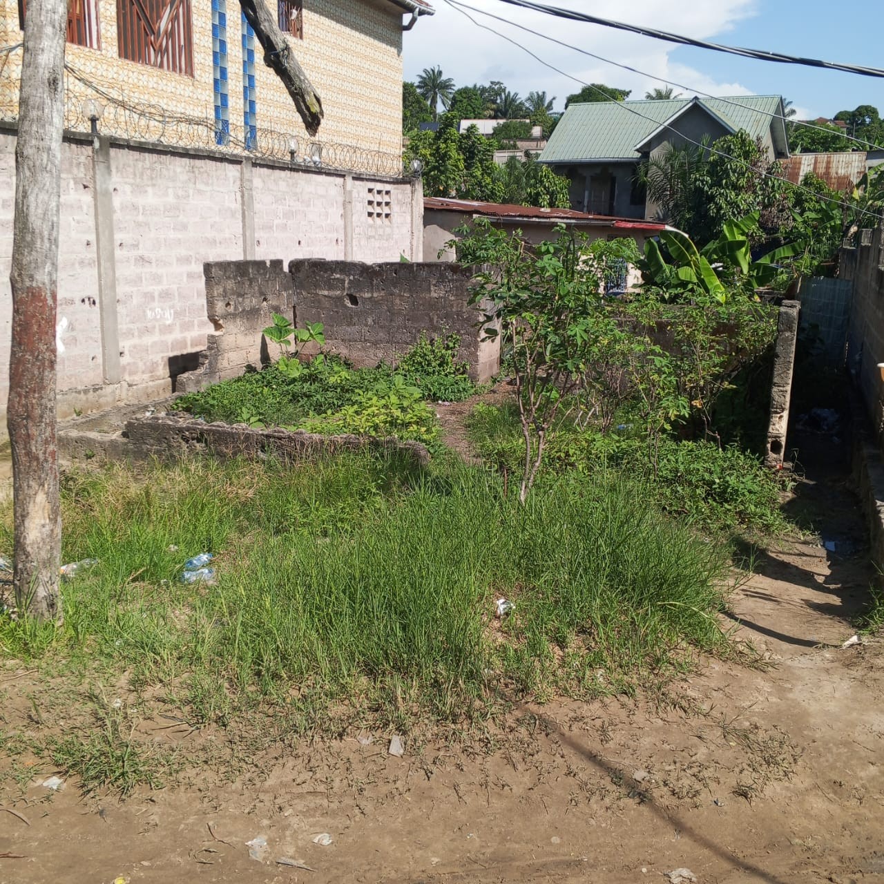 Parcelle-Terrain à Vendre – Mont-Ngafula, Kinshasa