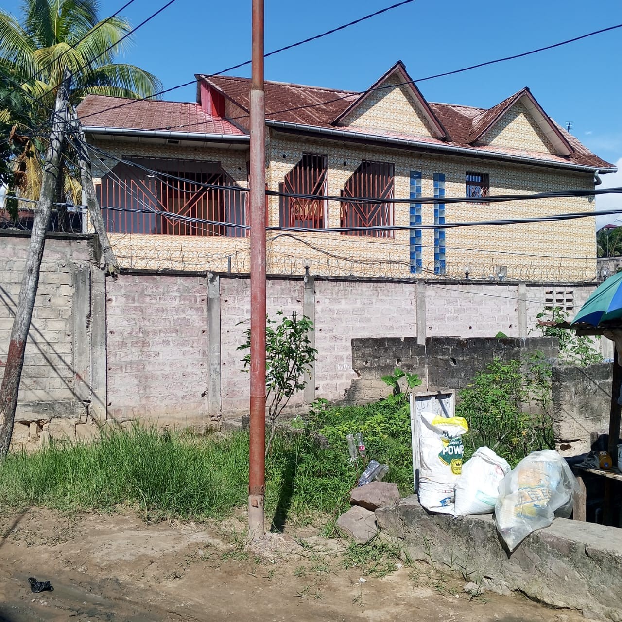 Parcelle-Terrain à Vendre – Mont-Ngafula, Kinshasa