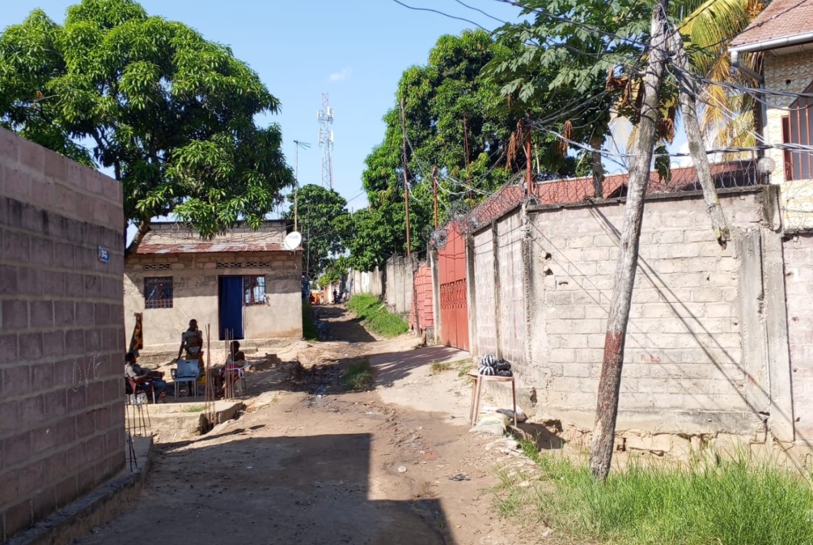 Parcelle-Terrain à Vendre – Mont-Ngafula, Kinshasa
