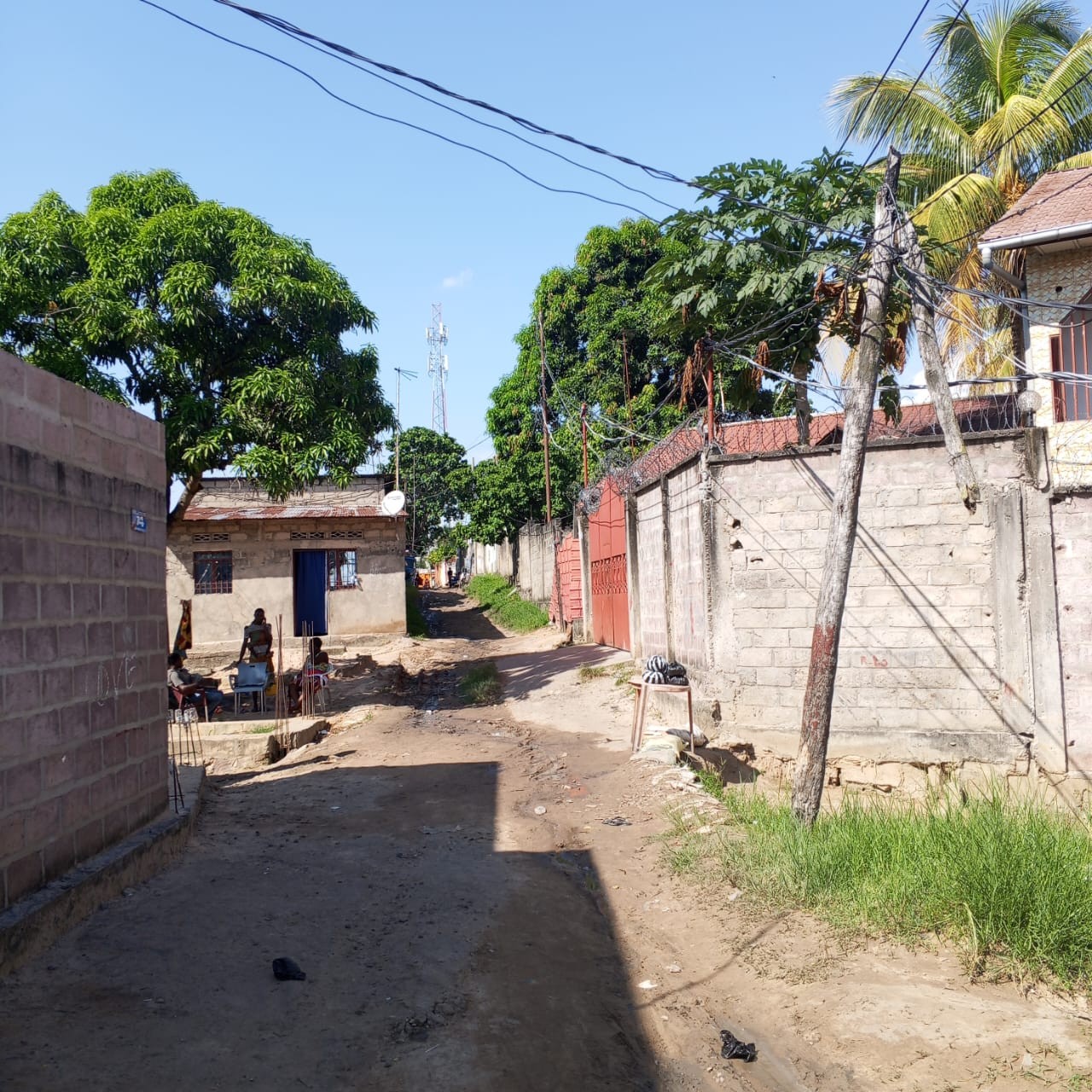 Parcelle-Terrain à Vendre – Mont-Ngafula, Kinshasa