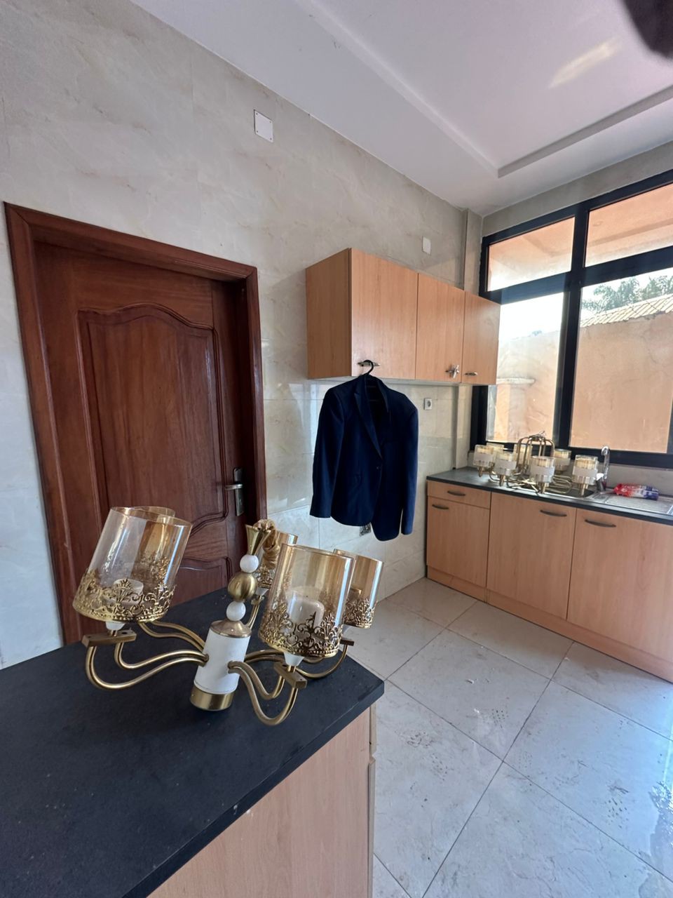 scaled_1005262558 Appartement à Louer – Centre Ville, Kinshasa