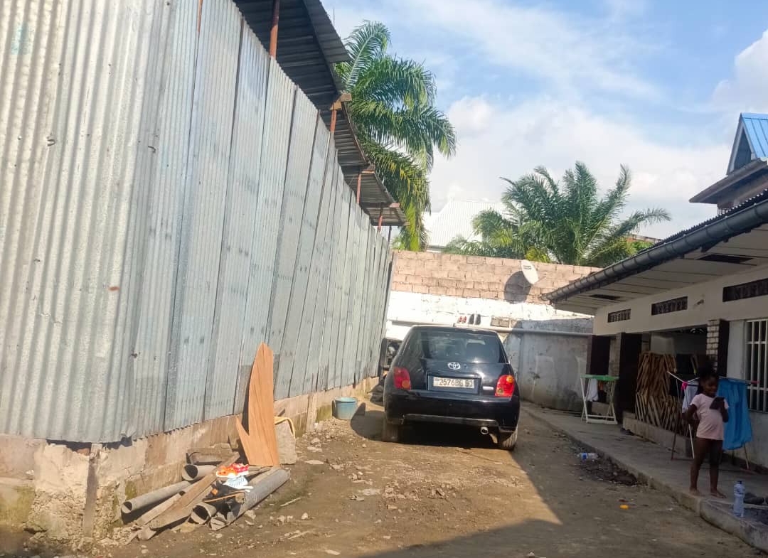 Parcelle-Terrain à Vendre – Limete, Kinshasa