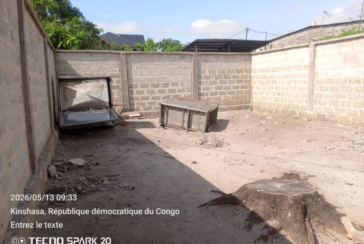 Parcelle-Terrain à Vendre – N’Sele, Kinshasa