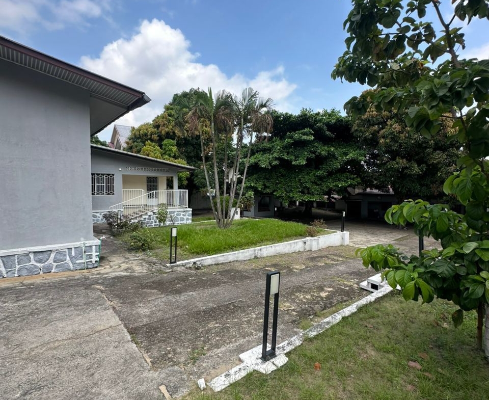 Parcelle-Terrain à Vendre – Lemba, Kinshasa